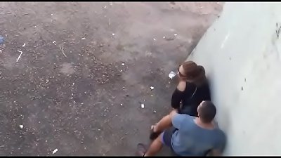 Fodendo A Safada Na Rua No Carnaval