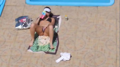 Flagra safada masturbando Piscina Flagged Girl masturbate on the pool