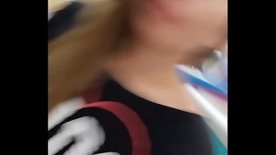 Aventura no supermercado... me masturbando nos corredores