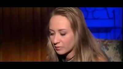 Marido Broxa Lava 2 Amigos Pra Comer Sua Esposa E Finge Esta Dormindo Pra N&atilde;o Atrapalhar A Foda Dos three