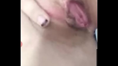 chick shy from venezuela demonstrate me her beaver