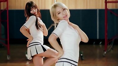 Aoa Choa focus webcam - Heart brunt xxx PMV - by FapMusic