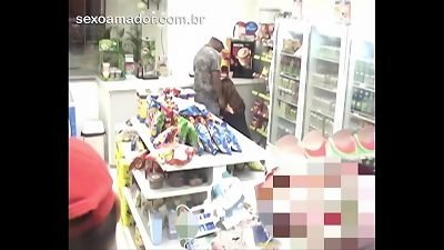 Surveillance equipment films drunk chick sucking man-meat of man in comfort store