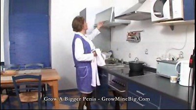 mature fuck in the Kitchen