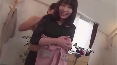 twice MOMO magnificent HOUSEWIFE DUTIES