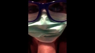 CORONAVIRUS sucer en confinement contamin&eacute; covid-19