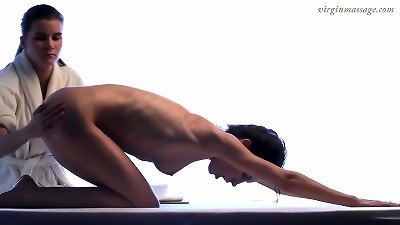 lady massages another chick Vika first time