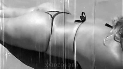 My wifey in brazilian beaches. Colored on RED.