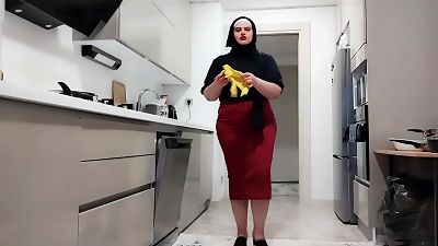 my marvelous arabian stepmom is flirting with me.