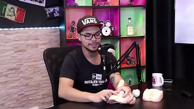 The guy senses sheer pleasure in the head of the dick, and the woman's pussy... - fortunate Japo (Japanese)