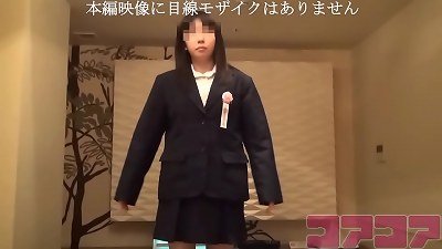 I graduated on March 15th, so I bought a uniform and a virgin junior student