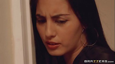 Brazzers - (Aaliyah Hadid) - Baby Got Boobs