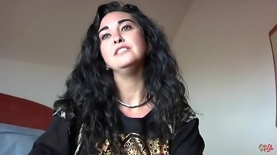 A woman in the street, a mega-bitch in bed!