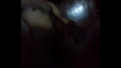 A Escondidas En El Teabajo