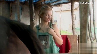 aged guy humping blonde teen