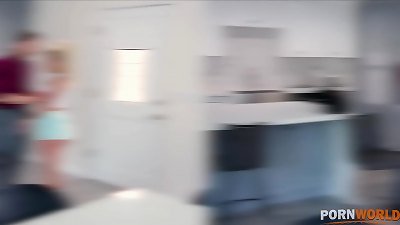 busty blond Savanah Bond Opens Her butt hole for guy medic GP2246