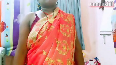 Indian desi pados wali bhabhi gr aayi jb gr me koi nhi tha fir usne mera land chusa aur palm di utter fucky-fucky flick